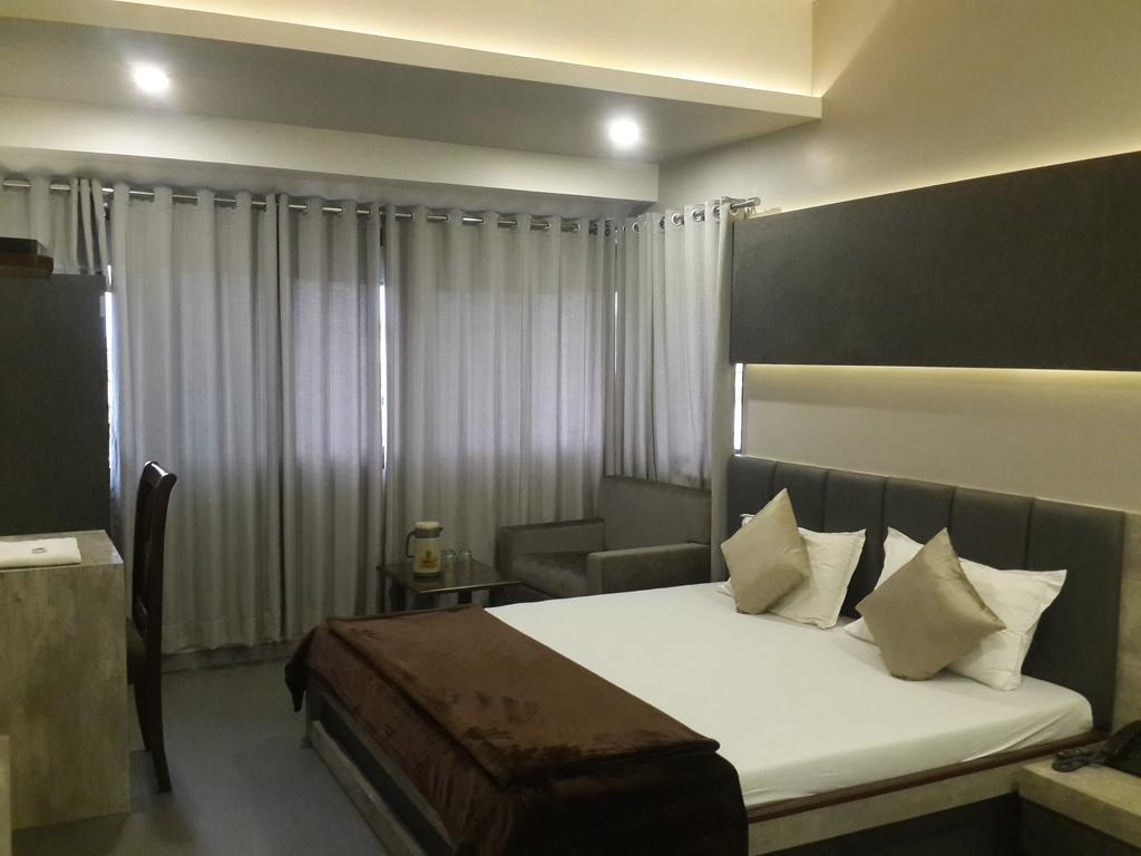 Hotel Oasis Bombaim Exterior foto
